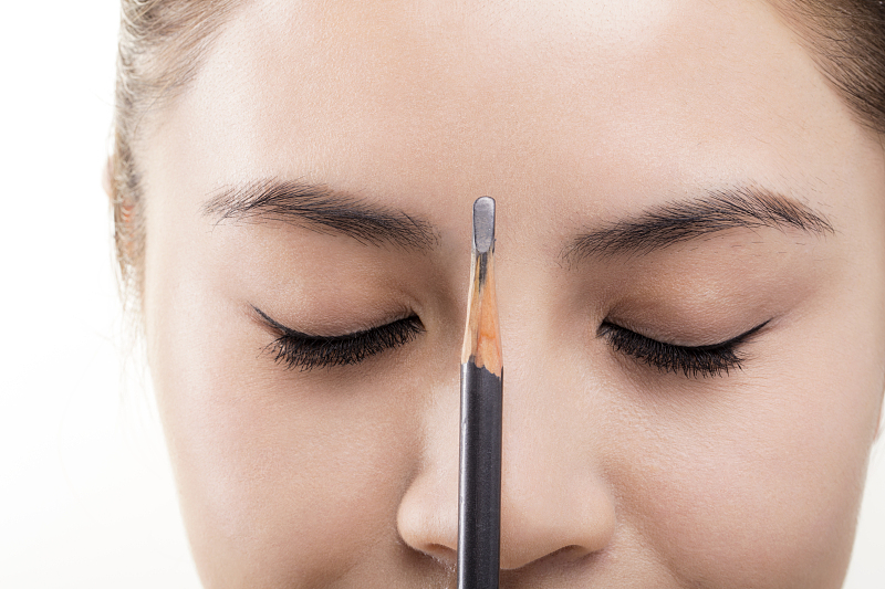 省军区公布学生军训监督举报电话 对举报人、举报内容严格保密