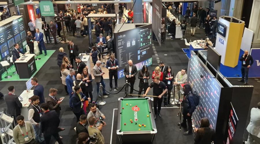 广东机器人领域的“八大金刚”“十三太保”席卷会场